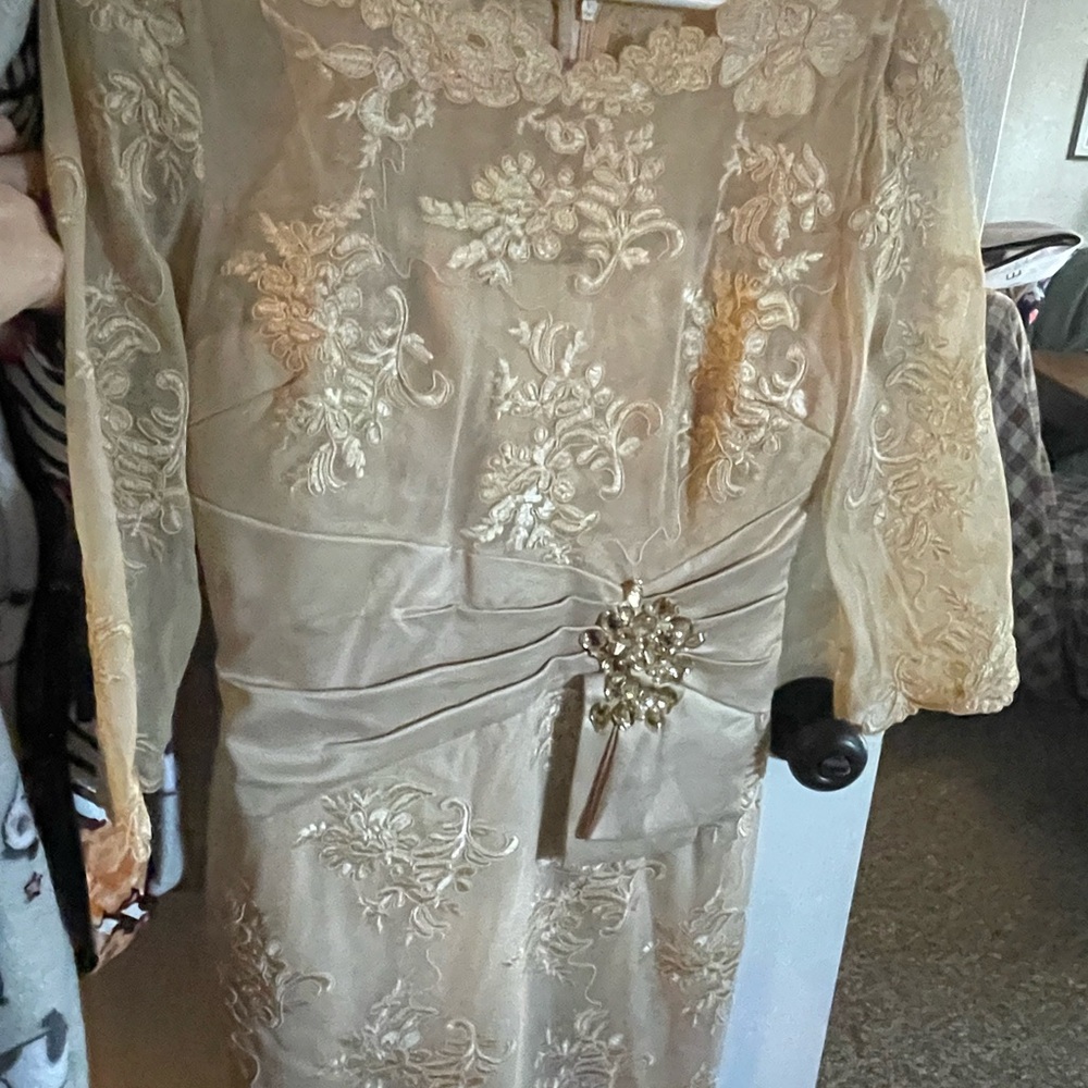 Yuzhongxiehou dress